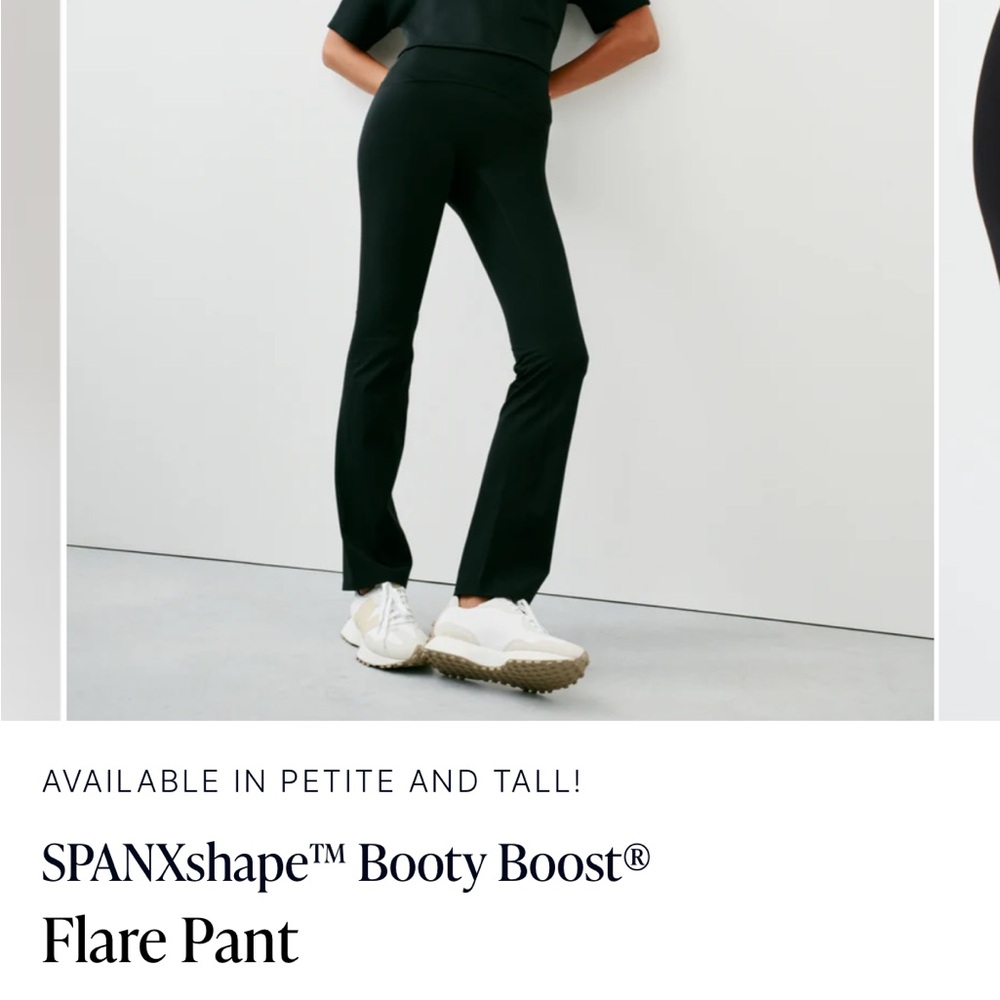 SPANXshape™ Booty Boost®
Flare Pant large